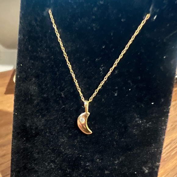 Diamond Moon Pendant Necklace in 14K Yellow Gold - Picture 3 of 3